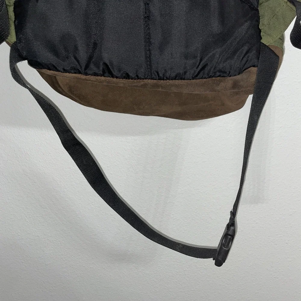 Vintage Eddie Bauer Suede Bottom‎ Backpack Green Travel Camping School Hiking